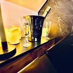Saphir - Sauna Balneo Chromotherapie Massage דירה אמיינס